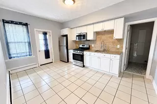 523 Whipple St, Fall River, MA 02724 - Photo 17