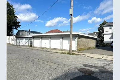 523 Whipple St, Fall River, MA 02724 - Photo 9