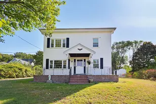 258 Washington St, Franklin, MA 02038 - Photo 1