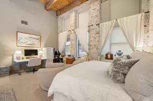 15 Sleeper St, Boston, MA 02210 - Photo 17