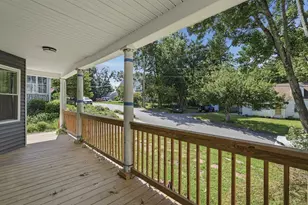 23 Elm Ave, West Springfield, MA 01089 - Photo 3