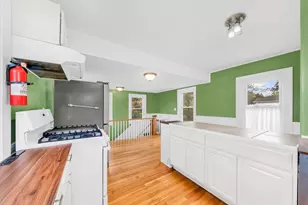 31 Gardner St, Salisbury, MA 01952 - Photo 11