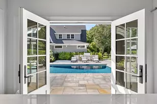 434 Sea View Ave, Barnstable, MA 02655 - Photo 11