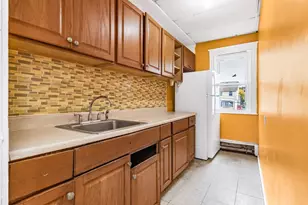 79 Champlain Ave, Lawrence, MA 01841 - Photo 25
