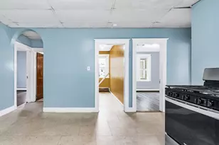 79 Champlain Ave, Lawrence, MA 01841 - Photo 23