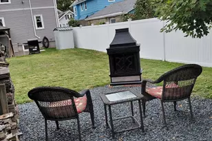 36 Hedge St, Fairhaven, MA 02719 - Photo 3