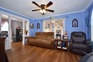 36 Hedge St, Fairhaven, MA 02719 - Photo 7