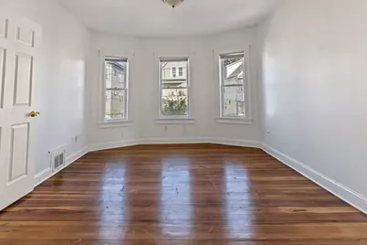 42 Pearl St, Everett, MA 02149 - Photo 9