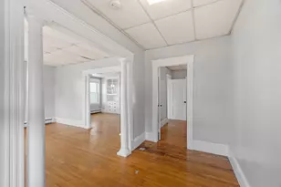 104 School St, Lowell, MA 01854 - Photo 7
