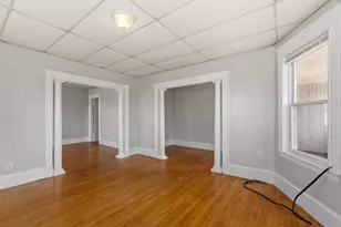 104 School St, Lowell, MA 01854 - Photo 3