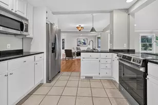 306 Merriam St, Weston, MA 02493 - Photo 15