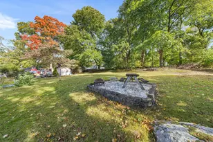 38 Park St, Hudson, MA 01749 - Photo 27
