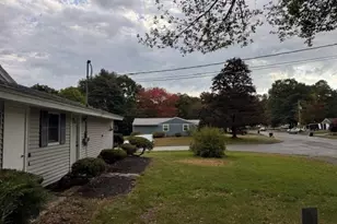 2 Corey Dr, Peabody, MA 01960 - Photo 7