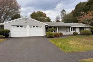 2 Corey Dr, Peabody, MA 01960 - Photo 3