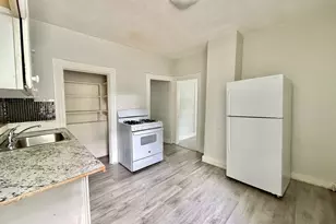 8-10 Oakland St, Boston, MA 02119 - Photo 13