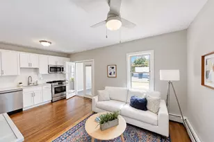 836 Canterbury St, Boston, MA 02131 - Photo 7