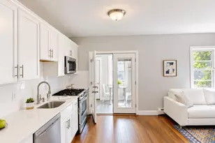 836 Canterbury St, Boston, MA 02131 - Photo 3