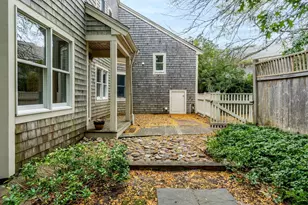 16 Boxwood Cir, Yarmouth, MA 02675 - Photo 3