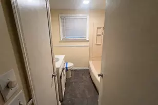 12 Lawton St, Springfield, MA 01109 - Photo 7