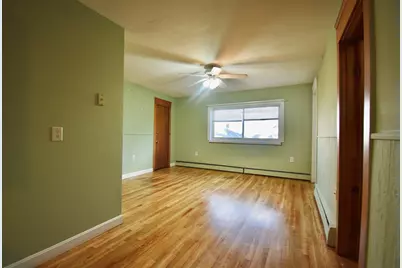 5 Cliff St #4, Beverly, MA 01915 - Photo 3