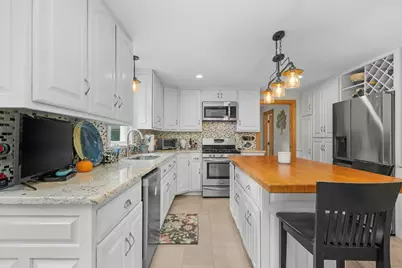 53 Kettle Hole Rd, Barnstable, MA 02668 - Photo 11