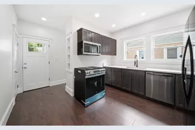 303 Alewife Brook Pkwy, Somerville, MA 02144 - Photo 3