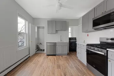 26 Plymouth #3, Cambridge, MA 02141 - Photo 3