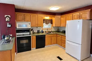 4 Rosewood Dr, Halifax, MA 02338 - Photo 7