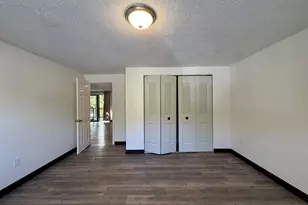 271 Humphrey St, Lowell, MA 01850 - Photo 5