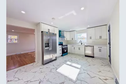 32 Turnpike St, North Andover, MA 01845 - Photo 7