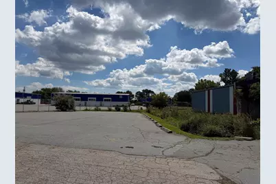 424 Nash Rd, New Bedford, MA 02746 - Photo 3