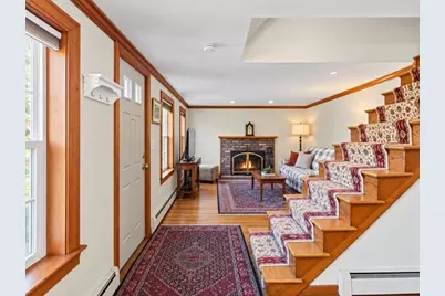 151 Lynn Fells Parkway, Saugus, MA 01906 - Photo 11