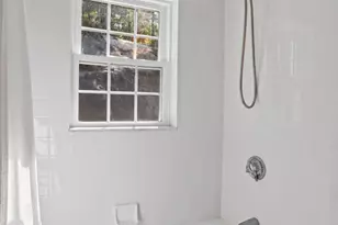 151 Lynn Fells Pkwy, Saugus, MA 01906 - Photo 27