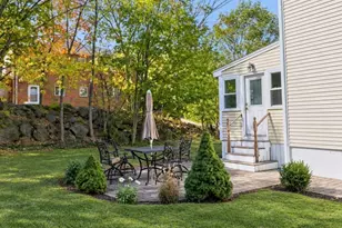 151 Lynn Fells Pkwy, Saugus, MA 01906 - Photo 33