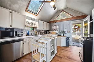 28 Pine Ln, Brookfield, MA 01506 - Photo 5