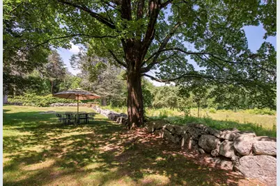 10 Reiling Pond Rd, Lincoln, MA 01773 - Photo 21