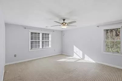 319 Oak St, Swansea, MA 02777 - Photo 15