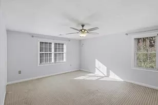 319 Oak St, Swansea, MA 02777 - Photo 15