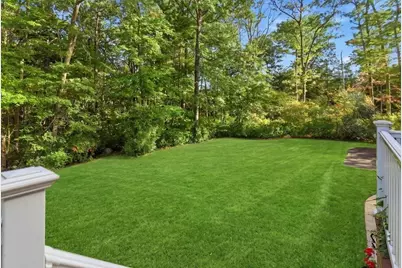 319 Oak St, Swansea, MA 02777 - Photo 33