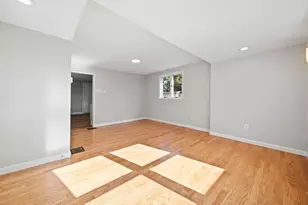 26 Neptune St Ct, Lynn, MA 01905 - Photo 9