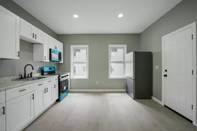 35 Hood St #3, Fall River, MA 02720 - Photo 5
