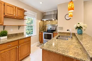 12 Bradbury Ave, Medford, MA 02155 - Photo 5