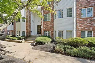117 Tall Oaks Dr, Weymouth, MA 02190 - Photo 1