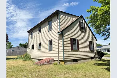 3 Pine Ave, Fairhaven, MA 02719 - Photo 3