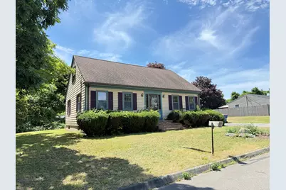 3 Pine Ave, Fairhaven, MA 02719 - Photo 1
