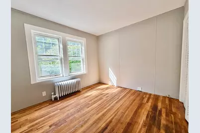13 Meriam St, Wakefield, MA 01880 - Photo 9