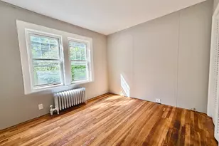 13 Meriam St, Wakefield, MA 01880 - Photo 9