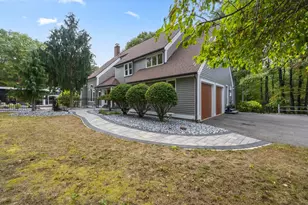 72 Golden Run Rd, Bolton, MA 01740 - Photo 5