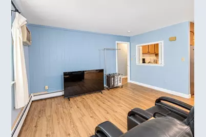 64 Jacqueline Rd #12, Waltham, MA 02452 - Photo 3