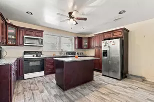 18-20 John St, Torrington, CT 06790 - Photo 17
